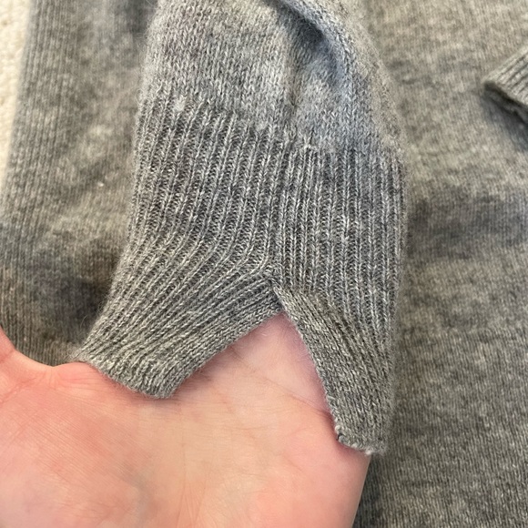 Halogen (Nordstrom) 100% cashmere gray sweater XS - Picture 3 of 5
